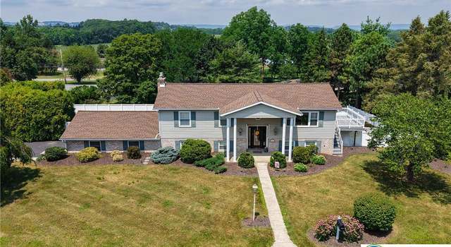 Photo of 2837 Hillcrest Dr E, Coplay, PA 18037