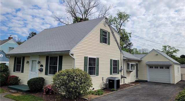Photo of 495 Willow Rd, Hellertown Boro, PA 18055