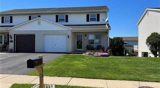 Photo of 876 Oak St, Coplay Borough, PA 18037-1718