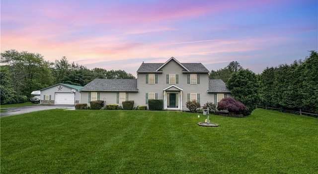 Photo of 3708 Bayberry Dr, Lehigh Twp, PA 18038