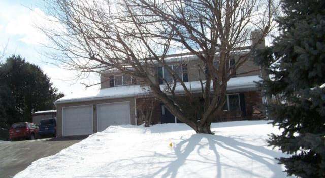 Photo of 1604 Arrowwood Dr, Forks Twp, PA 18040-8401