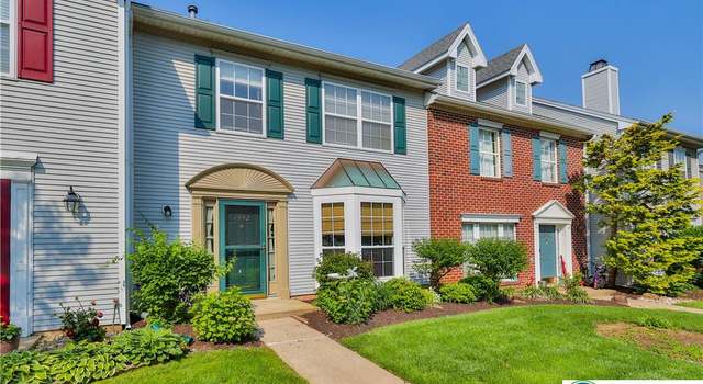 Photo of 1942 Pine Ct, Hellertown Boro, PA 18055
