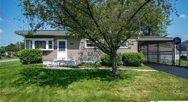 Photo of 806 Circle Dr, Catasauqua Boro, PA 18032