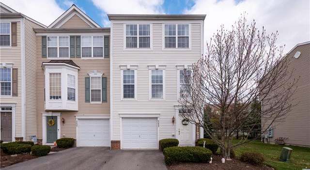 Photo of 5233 Chandler Way, South Whitehall Twp, PA 18069-9105