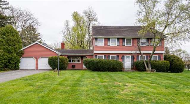 Photo of 1259 Divot Dr, Lower Macungie Twp, PA 18106-9621