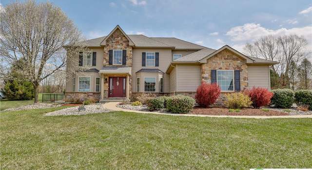 Photo of 141 Chase Hollow Dr, Bushkill Twp, PA 18064