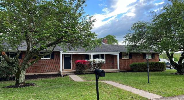 Photo of 17 Hillside Dr, Coopersburg Boro, PA 18036