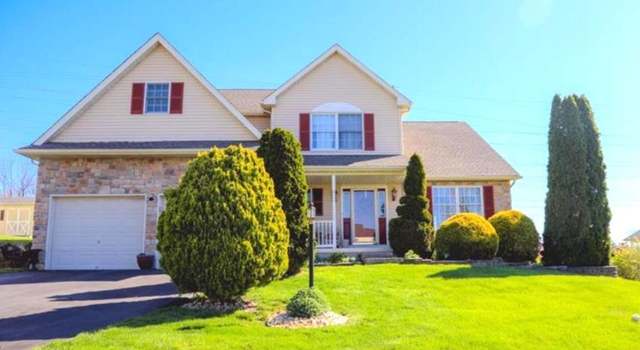 Photo of 3104 Peacock Dr, Bethlehem Twp, PA 18020