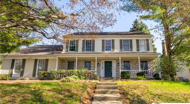 Photo of 3712 Oakwood Trl, South Whitehall Twp, PA 18103