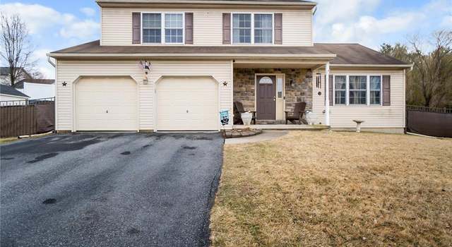 Photo of 114 Sycamore Ct, Northampton Borough, PA 18067