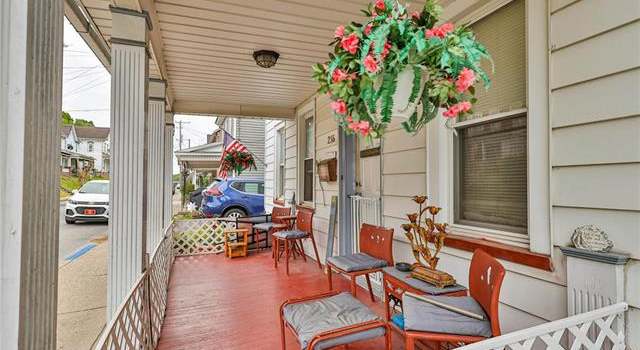 Photo of 236 S Main St, Bangor, PA 18013-2098