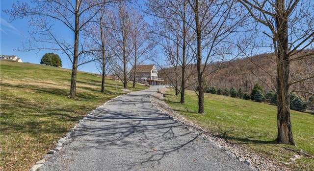 Photo of 4337 Hillside Ct, Weisenberg Twp, PA 18066