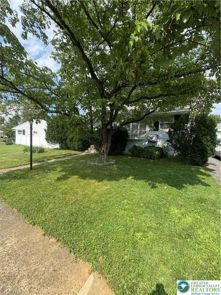 Photo of 1448 Kaywin Ave Bethlehem City, PA 18018