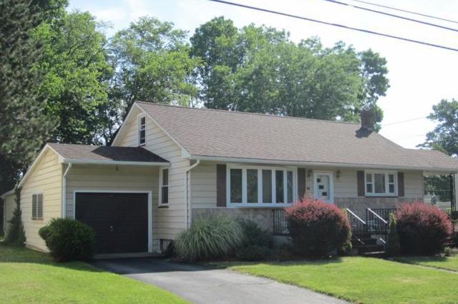 305 Front Ave, Roseto Borough, PA 18013-1217 | Redfin