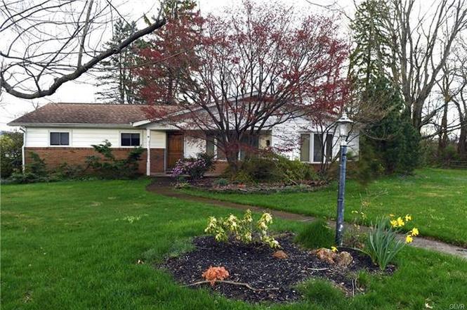 5027 Aberdene St Center Valley Pa 18034 Mls Palh113822 Redfin - Storage Units Center Valley Pa 5027 Aberdene St Center Valley Pa 18034 Mls Palh113822 Redfin - Storage Units Center Valley Pa