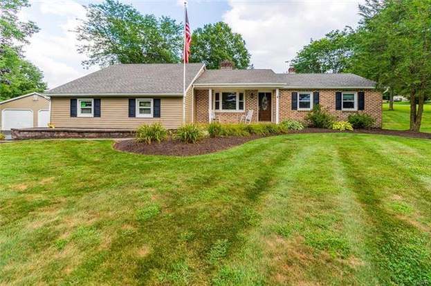 5002 Jasper Rd Emmaus Borough Pa 18049 5217 Mls 620117 Redfin