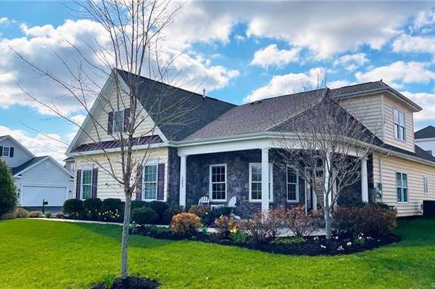 1315 Foxview Dr Hanover Twp Pa 18017 Mls 664024 Redfin