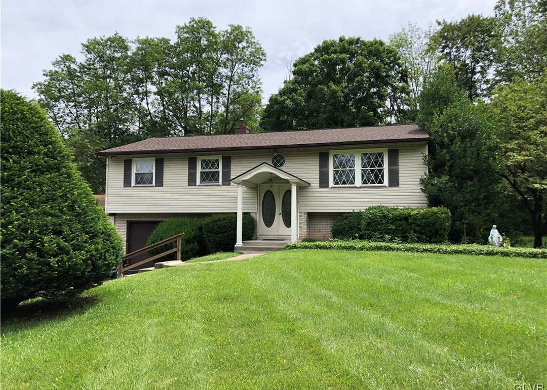 6667 Blue Church Rd S, Upper Saucon Twp, PA 18036 | Redfin