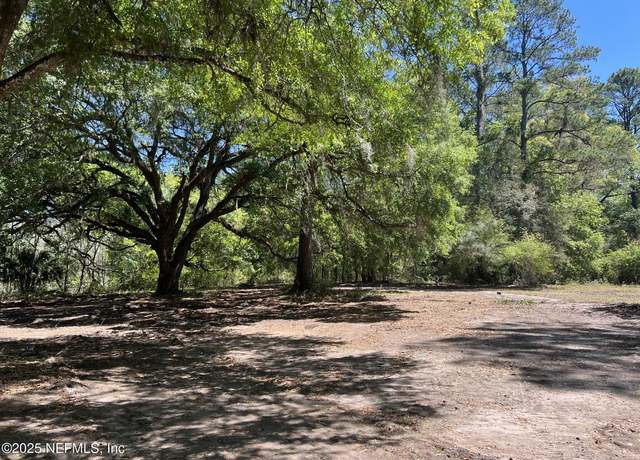 Property at 9627 SE 225th Dr, Hawthorne, FL 32640