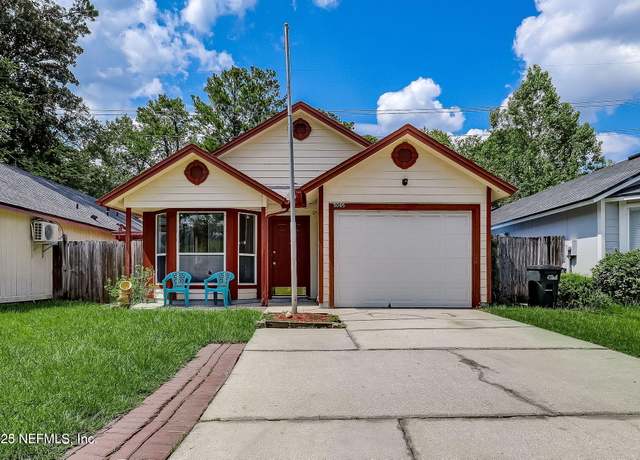 Property at 5065 Knightsbridge Cir N, Jacksonville, FL 32244, 3 beds, 2 baths