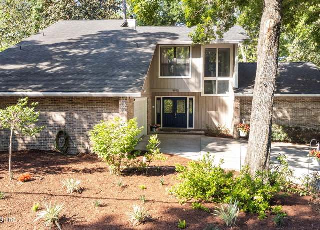 Property at 9970 Scott Mill Rd, Jacksonville, FL 32257, 4 beds, 3.5 baths