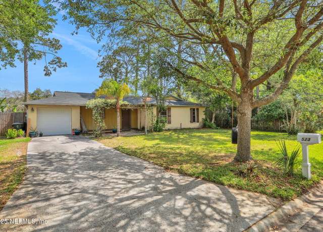 Property at 523 Cruiser Ln, Atlantic Beach, FL 32233, 3 beds, 2 baths