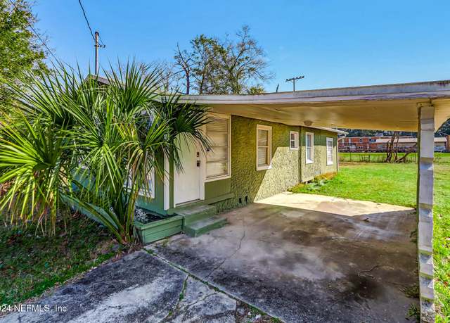 Property at 2914 Leonid Rd, Jacksonville, FL 32218, 5 beds, 2 baths