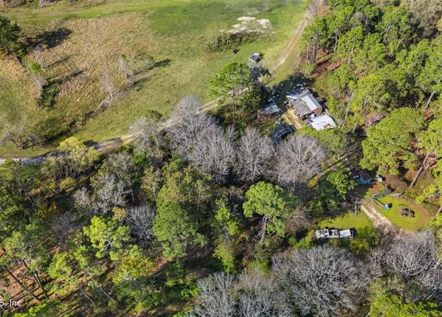Property at 107 Joy Ave, Interlachen, FL 32148