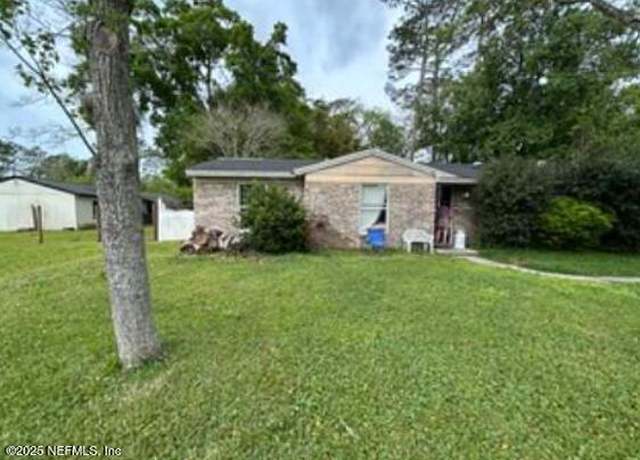 Property at 1658 Evergreen Ln E, Middleburg, FL 32068, 3 beds, 2 baths