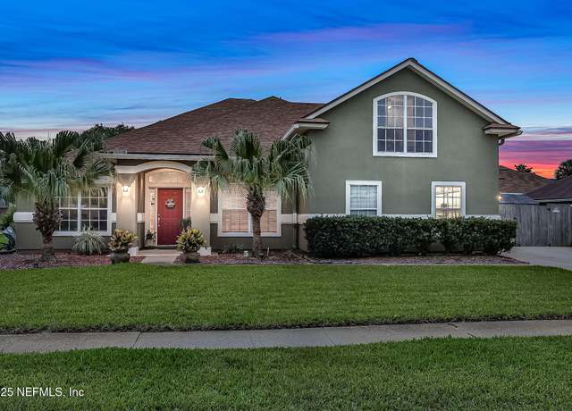 Property at 11318 Island Club Ln, Jacksonville, FL 32225, 4 beds, 3 baths