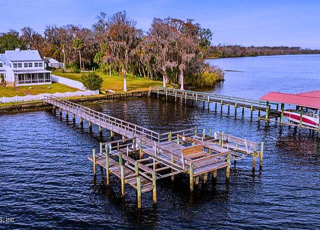 Property at 419 Mulholland Park, Palatka, FL 32177, 3 beds, 2.5 baths
