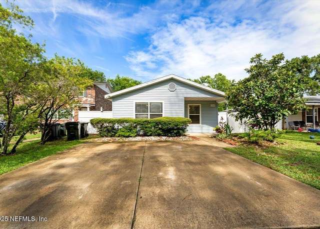 Property at 1528 Jordan St, Atlantic Beach, FL 32233, 3 beds, 2 baths