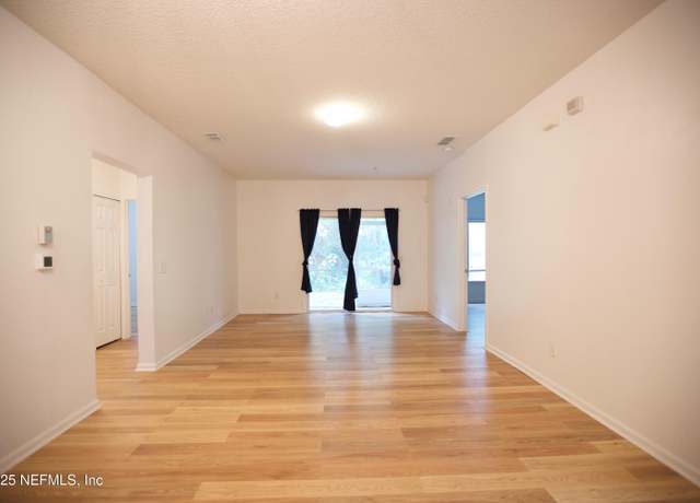 Property at 3600 Lenin Peak Ct #8, Jacksonville, FL 32210, 3 beds, 2 baths