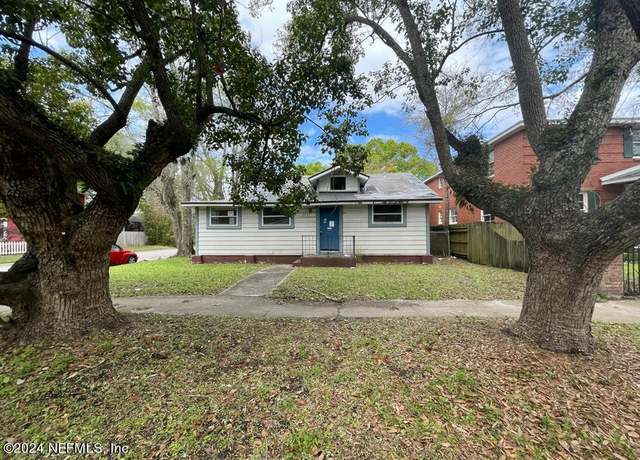 Property at 2897 Post St, Jacksonville, FL 32205, 5 beds, 2 baths