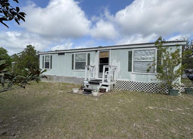 Property at 122 Keuka Cemetary Rd, Interlachen, FL 32148, 3 beds, 2 baths