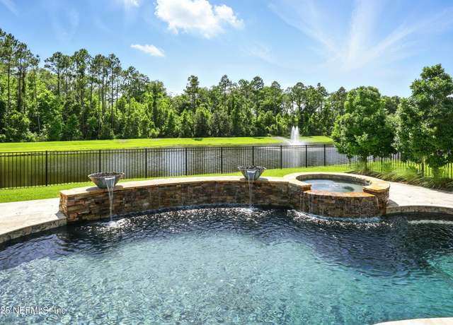 Property at 96 Glenhurst Ave, Ponte Vedra, FL 32081, 2 beds, 2.5 baths