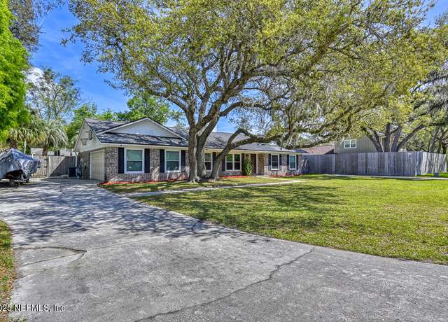 Property at 2062 Pimlico Pl, Orange Park, FL 32073, 5 beds, 3 baths