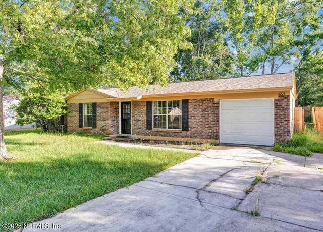 Property at 2704 Tina Ln, Middleburg, FL 32068, 3 beds, 2 baths