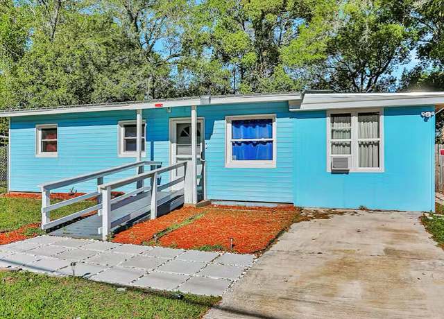 Property at 355 Wildwood Ln, Orange Park, FL 32073, 4 beds, 2 baths