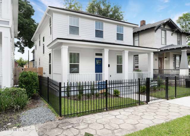 Property at 1952 Hubbard St, Jacksonville, FL 32206, 3 beds, 2.5 baths