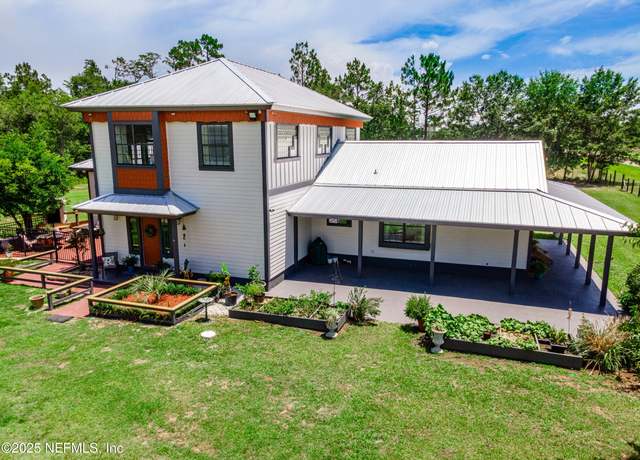 Property at 22465 County Road 121, Hilliard, FL 32046, 5 beds, 3 baths