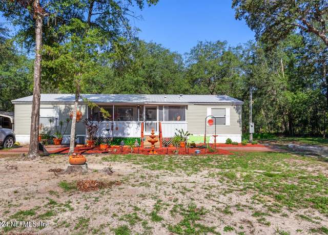 Property at 217 SW 51st Ave, Interlachen, FL 32148, 4 beds, 2 baths