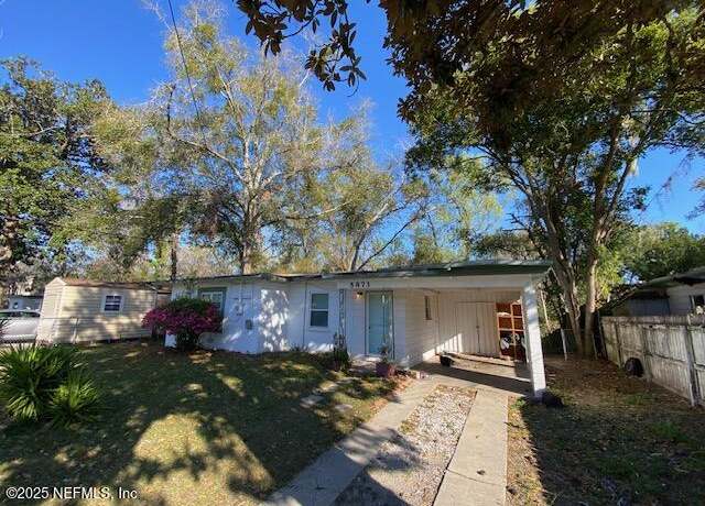 Property at 5873 Oaklane Dr, Jacksonville, FL 32244, 2 beds, 1 bath