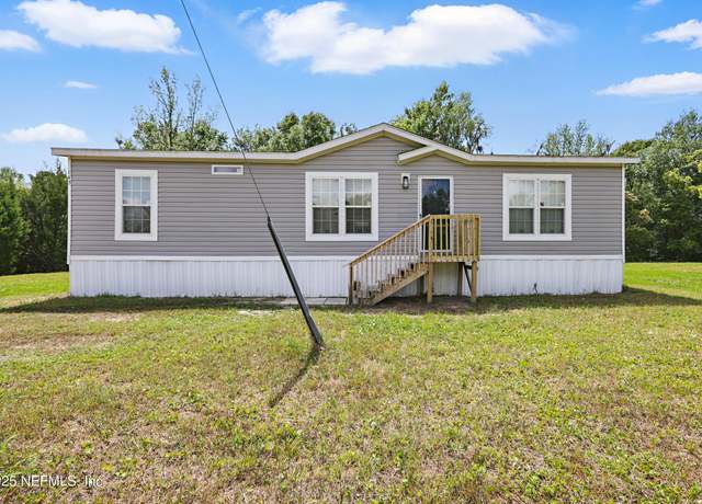 Property at 145 E McCormick Rd, East Palatka, FL 32131, 3 beds, 2 baths