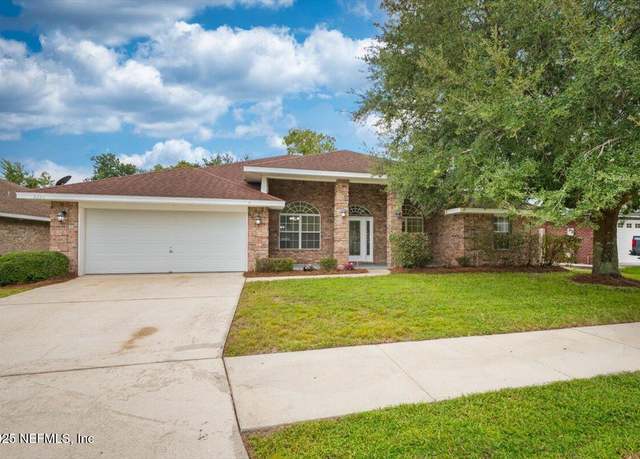 Property at 3221 Silverado Cir, Green Cove Springs, FL 32043, 4 beds, 2 baths