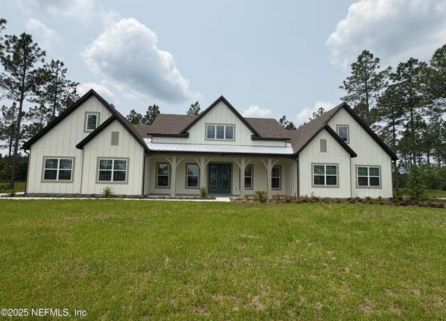 Property at 36199 Pitch Ln, Hilliard, FL 32046, 4 beds, 4.5 baths