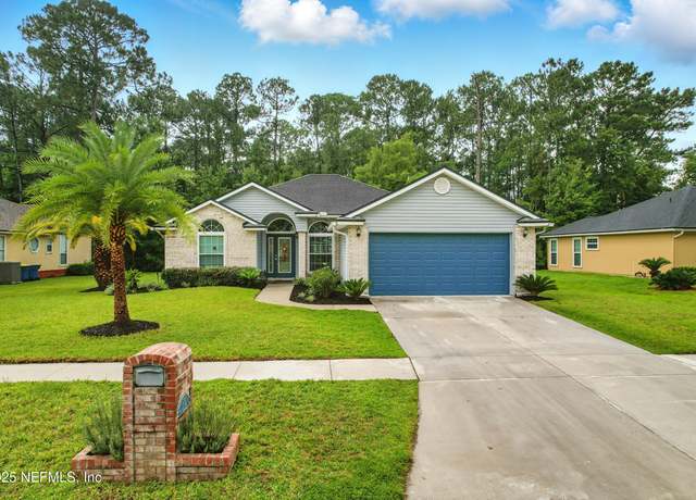 Property at 832 Heritage Lakes Dr, Jacksonville, FL 32218, 3 beds, 2 baths