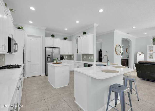 Property at 163 Medio Dr, St. Augustine, FL 32095, 4 beds, 3.5 baths