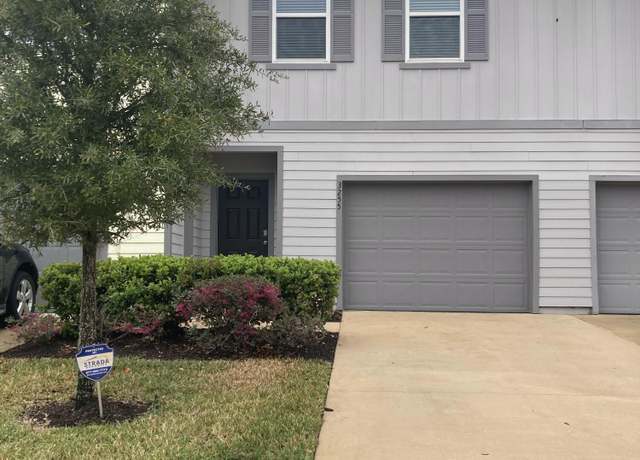 Property at 3255 Brookasher Dr, Jacksonville, FL 32218, 3 beds, 2.5 baths