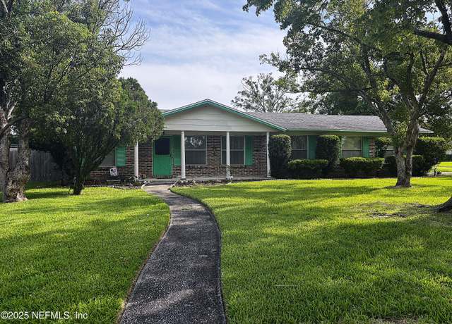 Property at 601 Custer Cir, Orange Park, FL 32073, 4 beds, 2 baths
